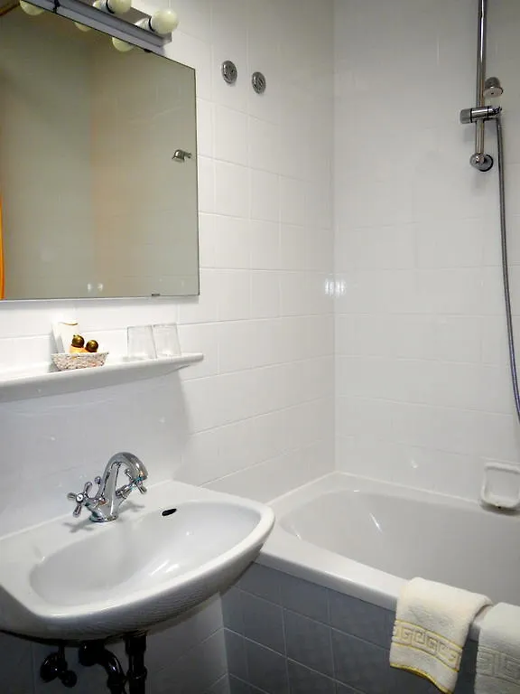 Hotel Villa Meererbusch Meerbusch 3*,